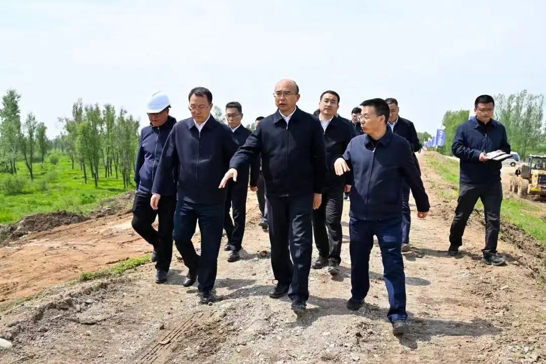 许勤到哈尔滨市延寿县调研